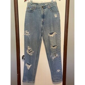 Levi’s Vintage 1998 Perfectly Distressed 550 Relaxed Fit Tapered Leg Jeans SZ10